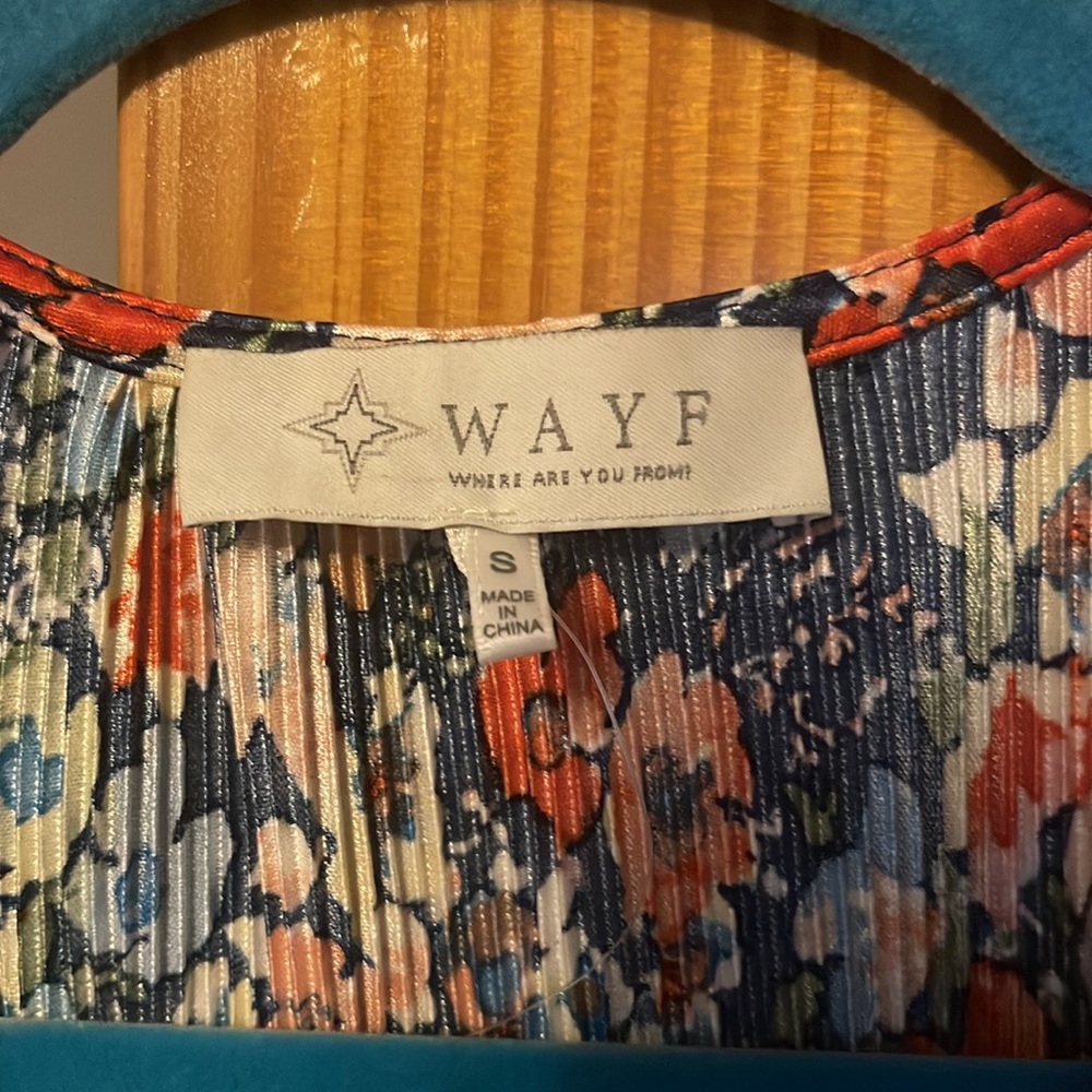 Wayf | Cropped Blouse - Picture 3 of 4